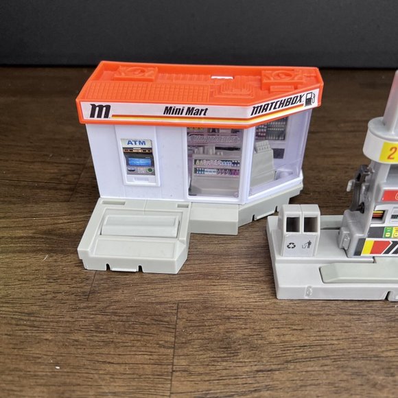 Matchbox Action Drivers Fuel Station Playset Parts Mini Mart Gas Station Pump - Picture 4 of 7